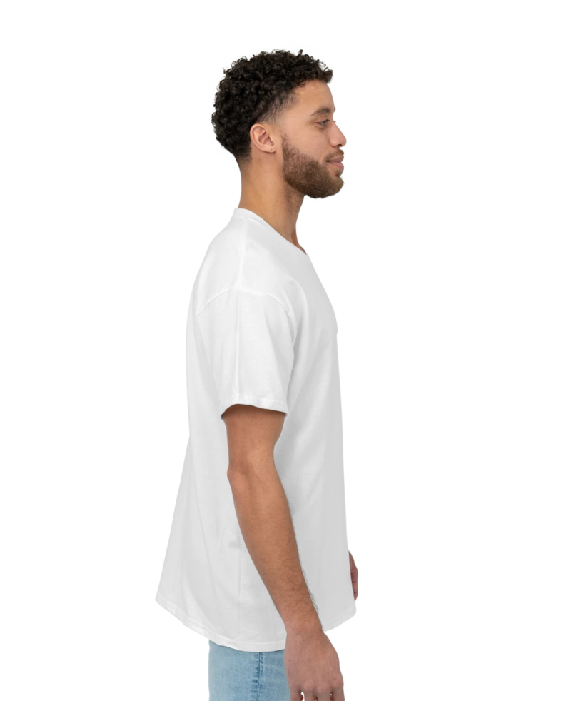 Image of a model wearing a 2000 Gildan Ultra Cotton Tee