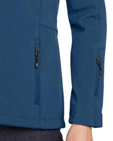 Closeup of a EB537 Eddie Bauer Ladies Hooded Soft Shell Parka