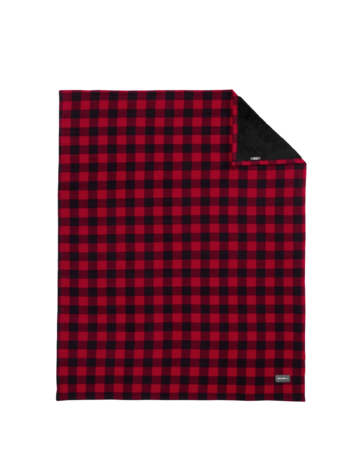 Model wearing a EB750 Eddie Bauer Woodland Blanket